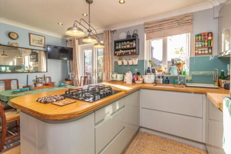 Kitchen Diner image