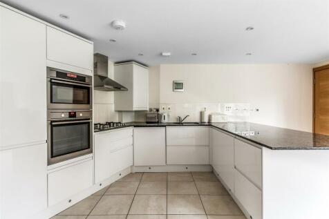 Apt1-Chestnut-Court-5.jpg