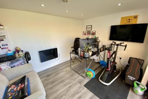 Bramleys Estate Agents - Moorcroft Close - Mirfiel