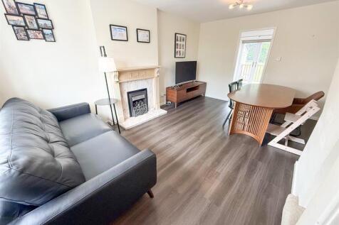 Sitting & Dining Room
