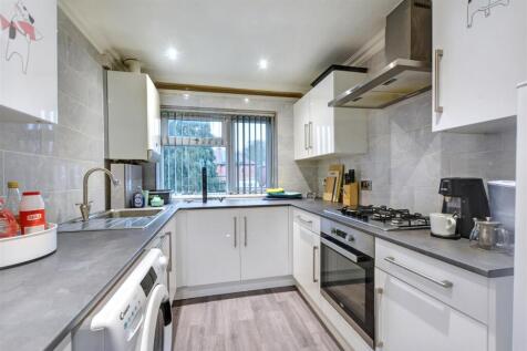 Kitchen_2.jpeg