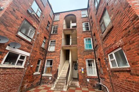 1 Bedroom Flat in LA14 2SH
