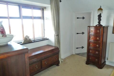 Landing has sea view