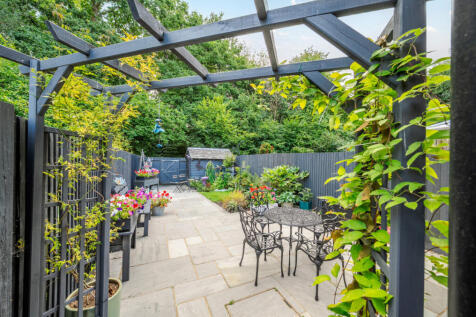 1340860-5-689dc46...