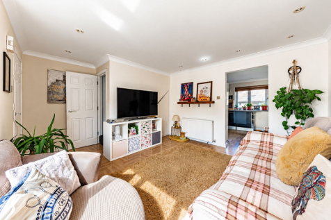 Living Room (1)