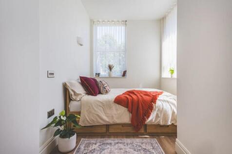 Double Bed