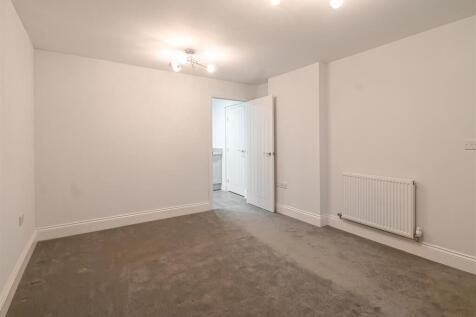 1 Crossfields Crescent-15.jpg