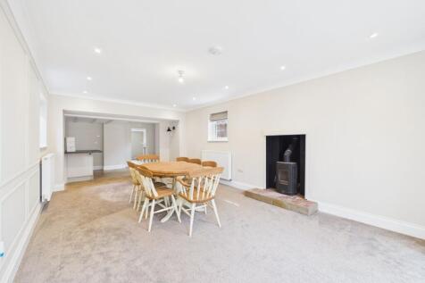 KITCHEN / DINING/ LIVING AREA