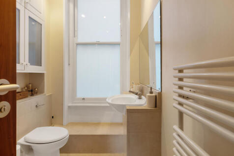 bathroom1