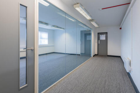 110 Burcott Road, Avonmouth WEB-15.jpg