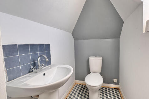 Attic room WC