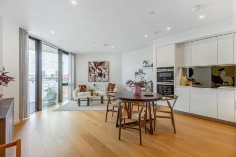 Living & Kitchen