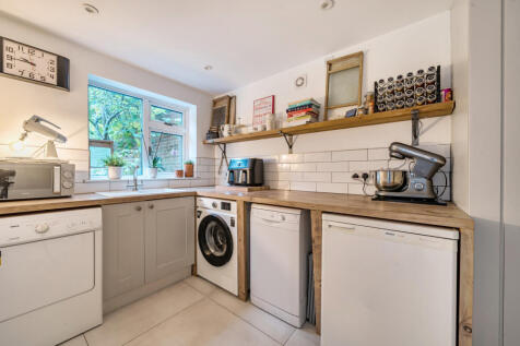 1364028-17-68ee79...