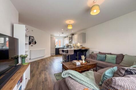Open Plan Living/Dining Kitchen 1