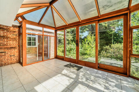 1343712-4-68a8347...