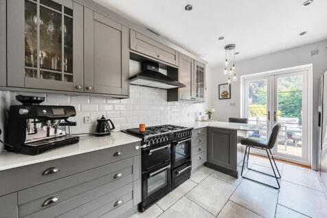 1325461-6-68758bb...