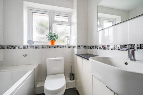 1370287-20-68f600...