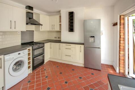 kitchen 1.JPG