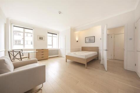 Studio Room