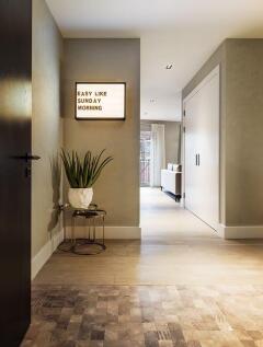 London Keybridge Lofts Entrance