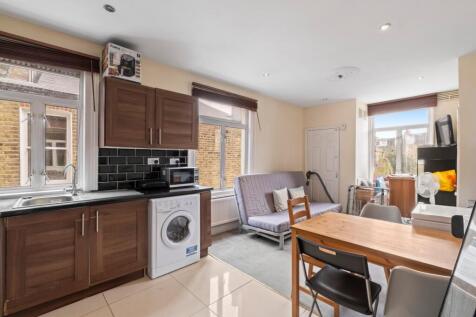 Kitchen/Reception