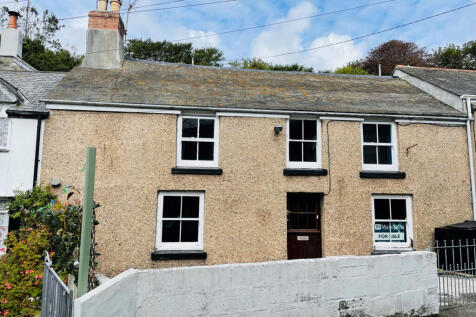 3 Bedroom Mid Terraced House for Sale