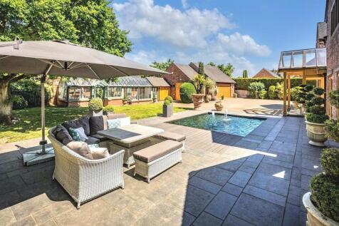 Heritage House Rear Garden