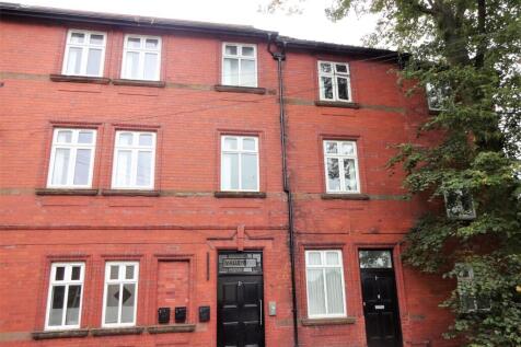 Beautiful 2 bedroom duplex apartment situated in an excellent residential area just off Aigburth Road and ideally situated for transport links to the city via road, rail and public transport.