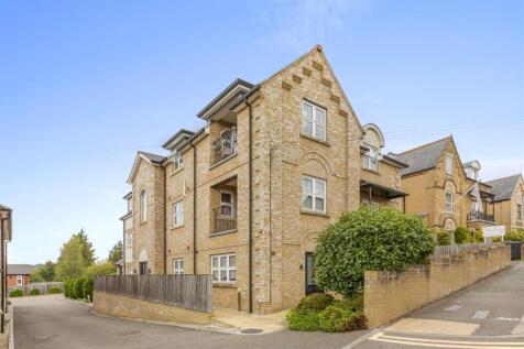 Flat 9, 15 Priory Road, HP13 6SL-13.jpg