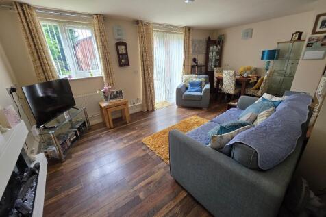 Open-plan Living/Dining Room