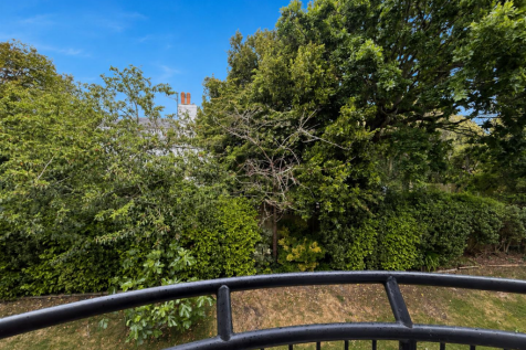 Balcony 1.png