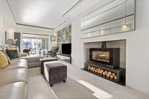 33 Alinora Crescent-015.JPG