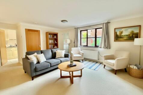 2 Bed Semi-Detached House