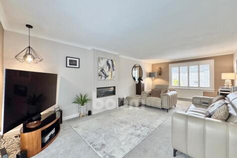 HOLMS CRESCENT, ERSKINE LOUNGE IMAGE