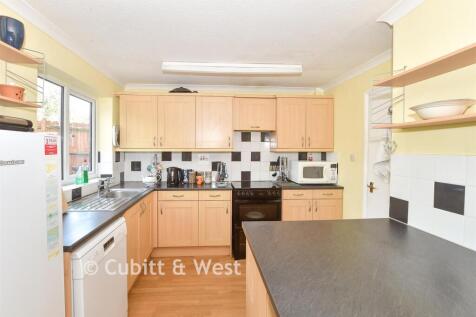 Kitchen/Breakfast Area