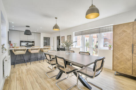 1349323-43-68befc...