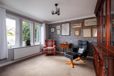 Reading/Sitting Room