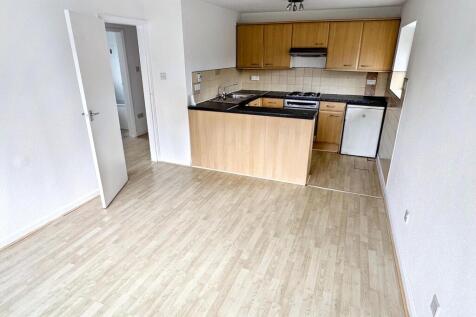 KITCHEN/DINER/LOUNGE