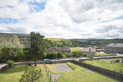 Outlook to front .JPG