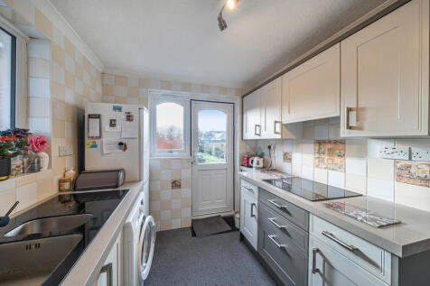 1410935-16-698eff...