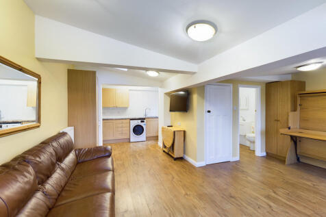 Flat in RH10 1JL