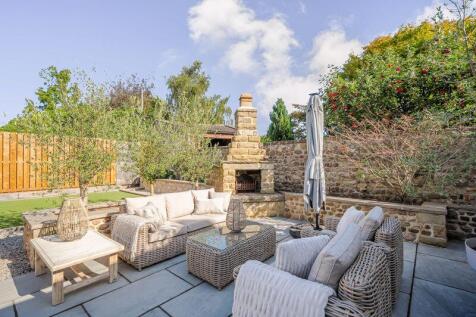 Sheltered mediterranean style garden