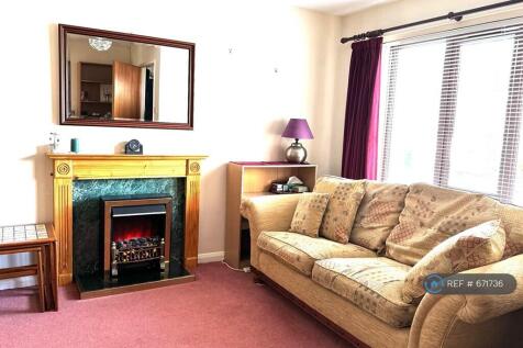 Living Room - Inc Tv