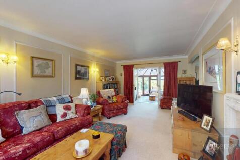 15-Breary-Lane-East-05212025_200603