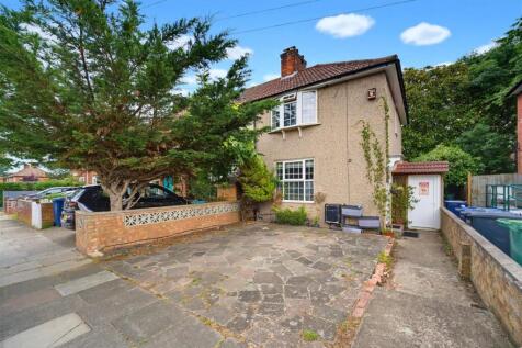 11 Greatdown Road.jpg