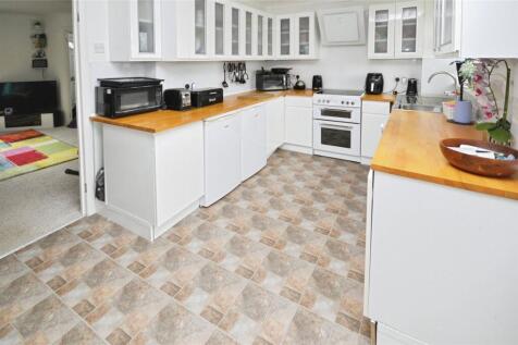 Kitchen To Lounge