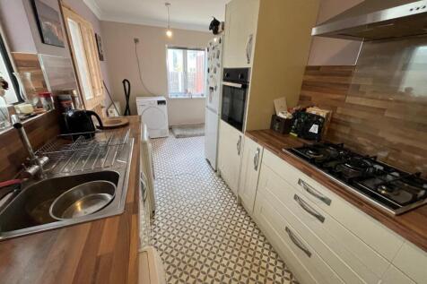 Kitchen Diner 1.jpg