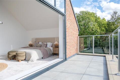Principal Bedroom