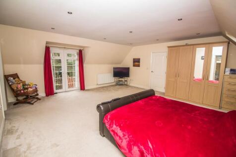 Master Bedroom Picture 2