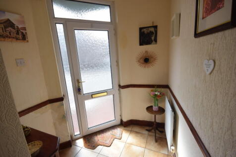 FLAT 2 HALLWAY